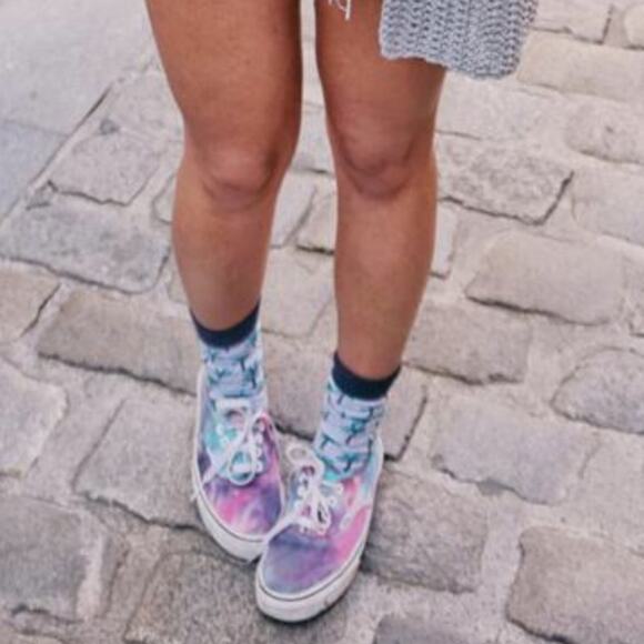 Vans Galaxy Pattern Shoes Missy Size 4 - Picture 2 of 8